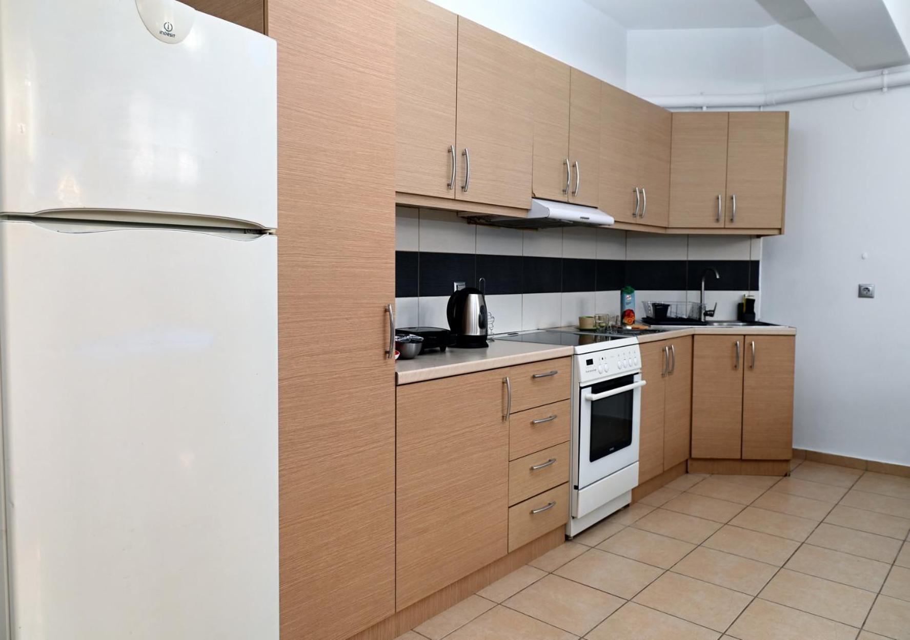 Oasis Lower Ground Floor Apartment 아르고스 외부 사진
